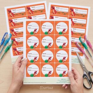 Printable dinosaur school labels and name tags for kids notebook organization by Nurtuz.